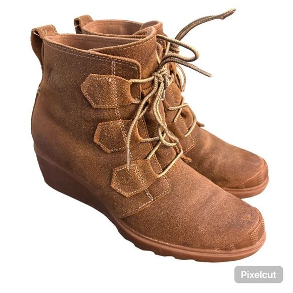 Sorel Winter Tan Lace Up Booties. Size 9 - Picture 1 of 6